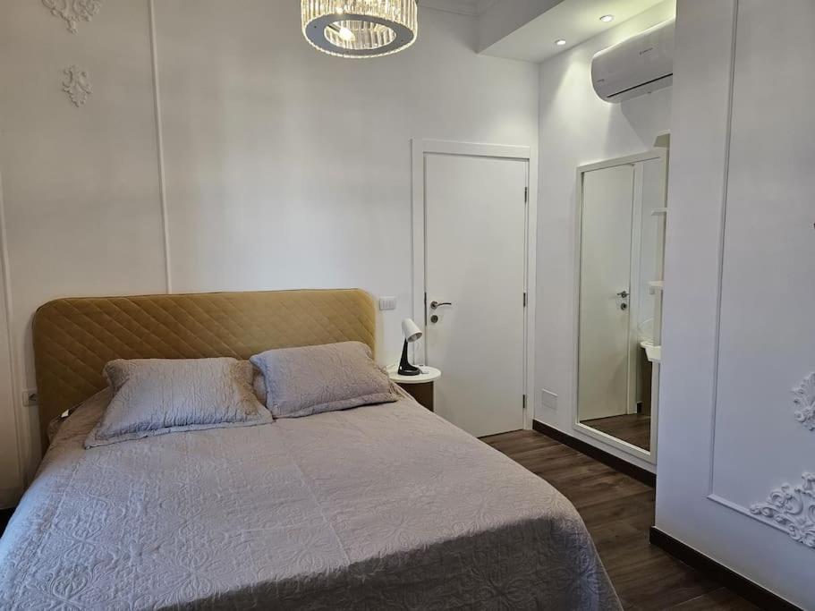 Deluxe Flat With Garden_Tirana Apartment ภายนอก รูปภาพ